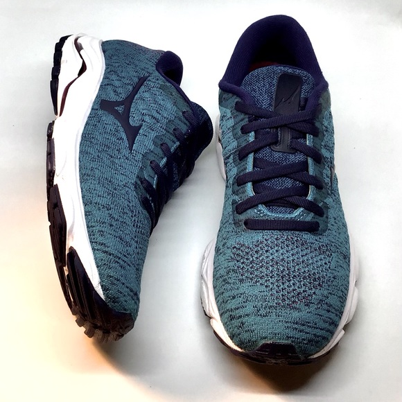 Mizuno Shoes - Mizuno Women’s Wave Inspire Running Shoes Blue Size 7.5